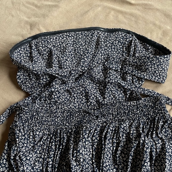 Forever 21 Backless Strapless Mini Dress - Navy/Ivory, Size M - Picture 9 of 11